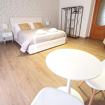 Twin Room Apulia Accommodation - Bari Policlinico Exterior foto